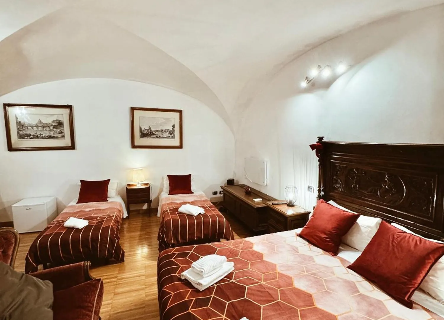 Residenza Tritone Luxury Guest House Trevi Fountain روما