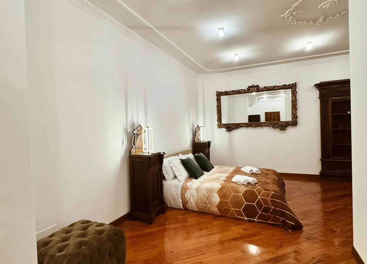 Residenza Tritone Luxury Guest House Trevi Fountain روما