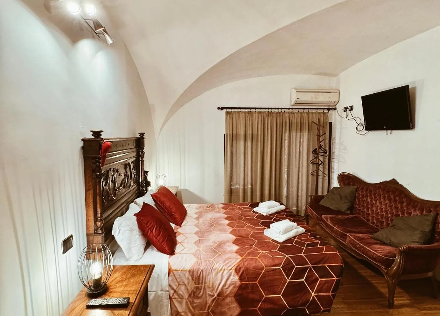Residenza Tritone Luxury Guest House Trevi Fountain روما