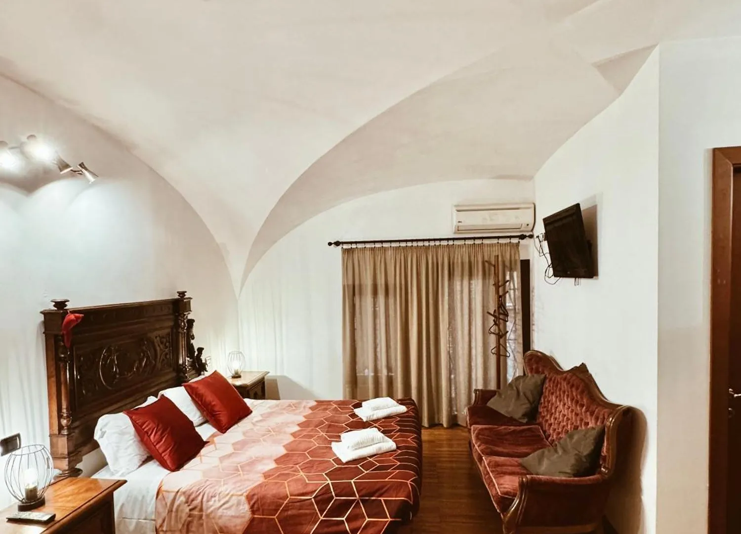 Residenza Tritone Luxury Guest House Trevi Fountain روما