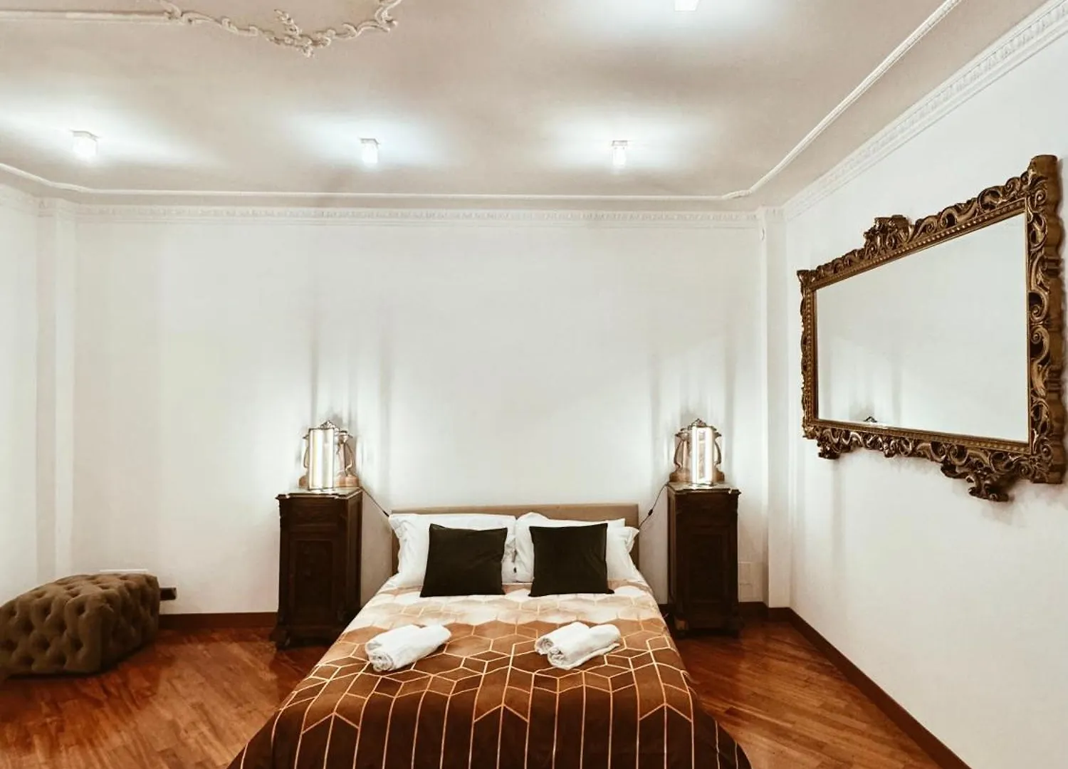 Residenza Tritone Luxury Guest House Trevi Fountain روما 0*,  إيطاليا